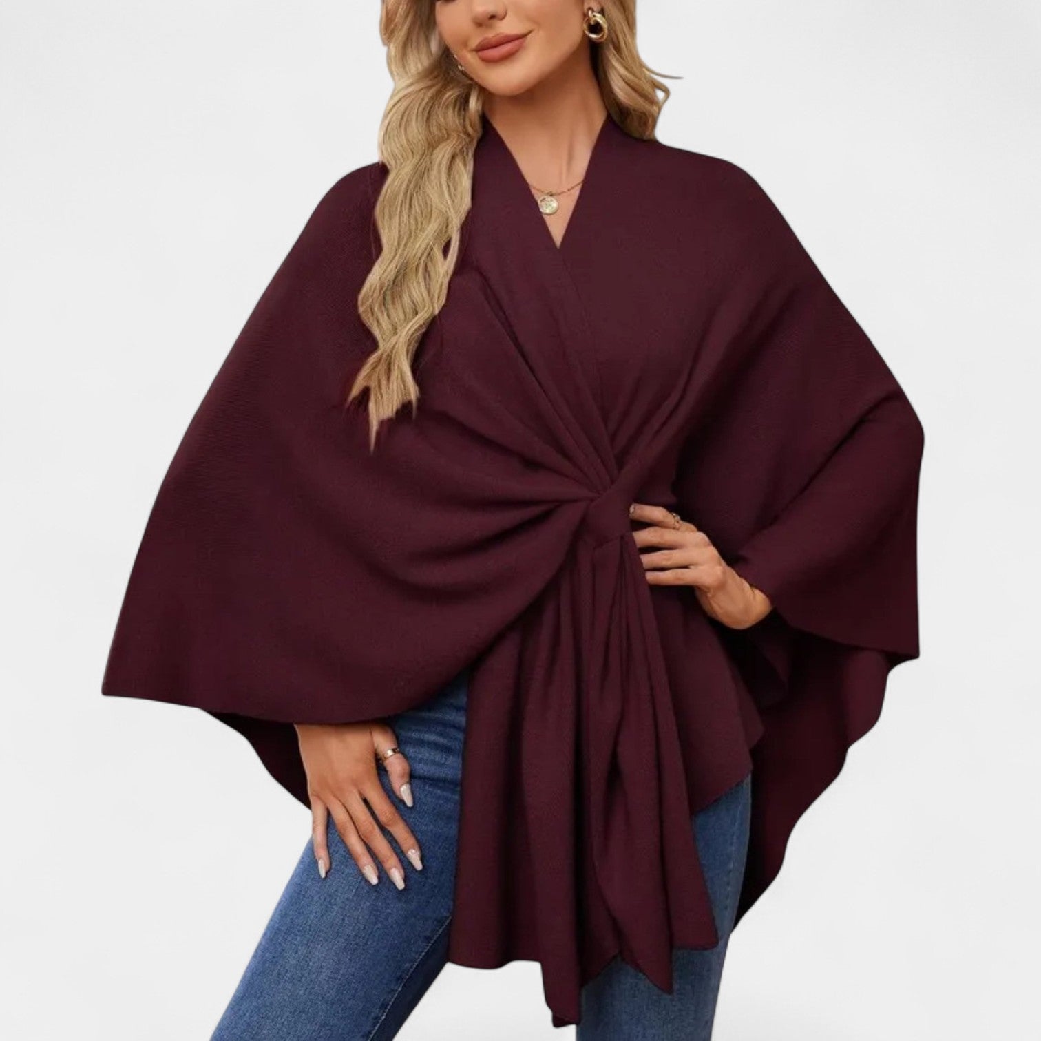 Daniela – Elegantní splývavé pončo s uzlem