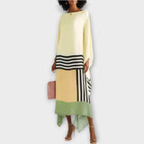Kaftan s lineárním vzorem